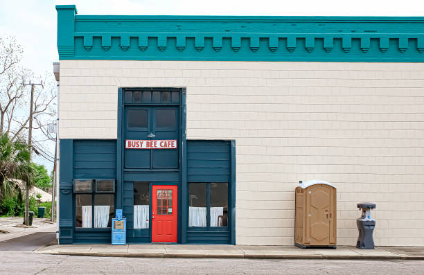 Best Portable toilet rental cost  in Peoria Heights, IL