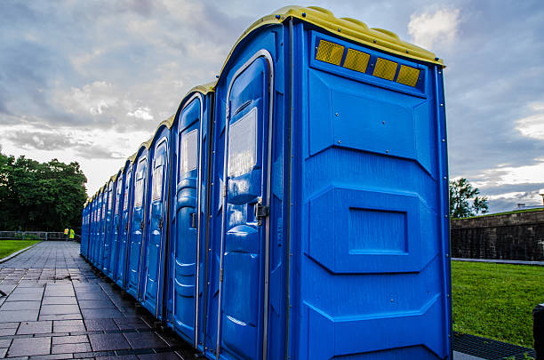 Porta potty delivery and setup in Peoria Heights, IL